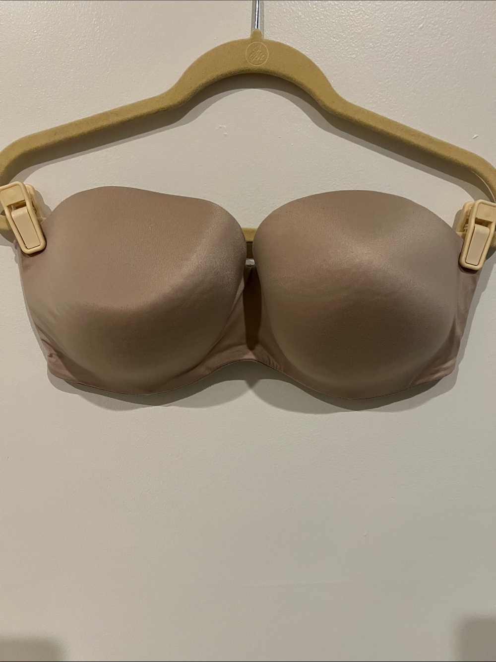 Victoria's Secret Strapless Smooth Bra - Nude/Tan